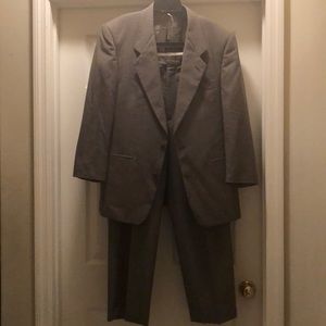 Yvesaintlaurent Men’s Suit